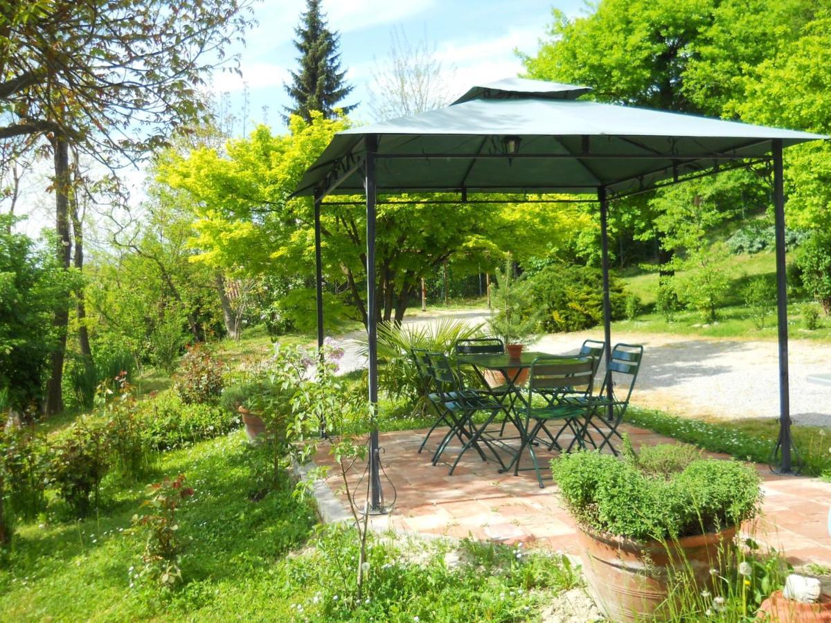 Tenuta Calabiana Diano dʼAlba Eksteriør bilde